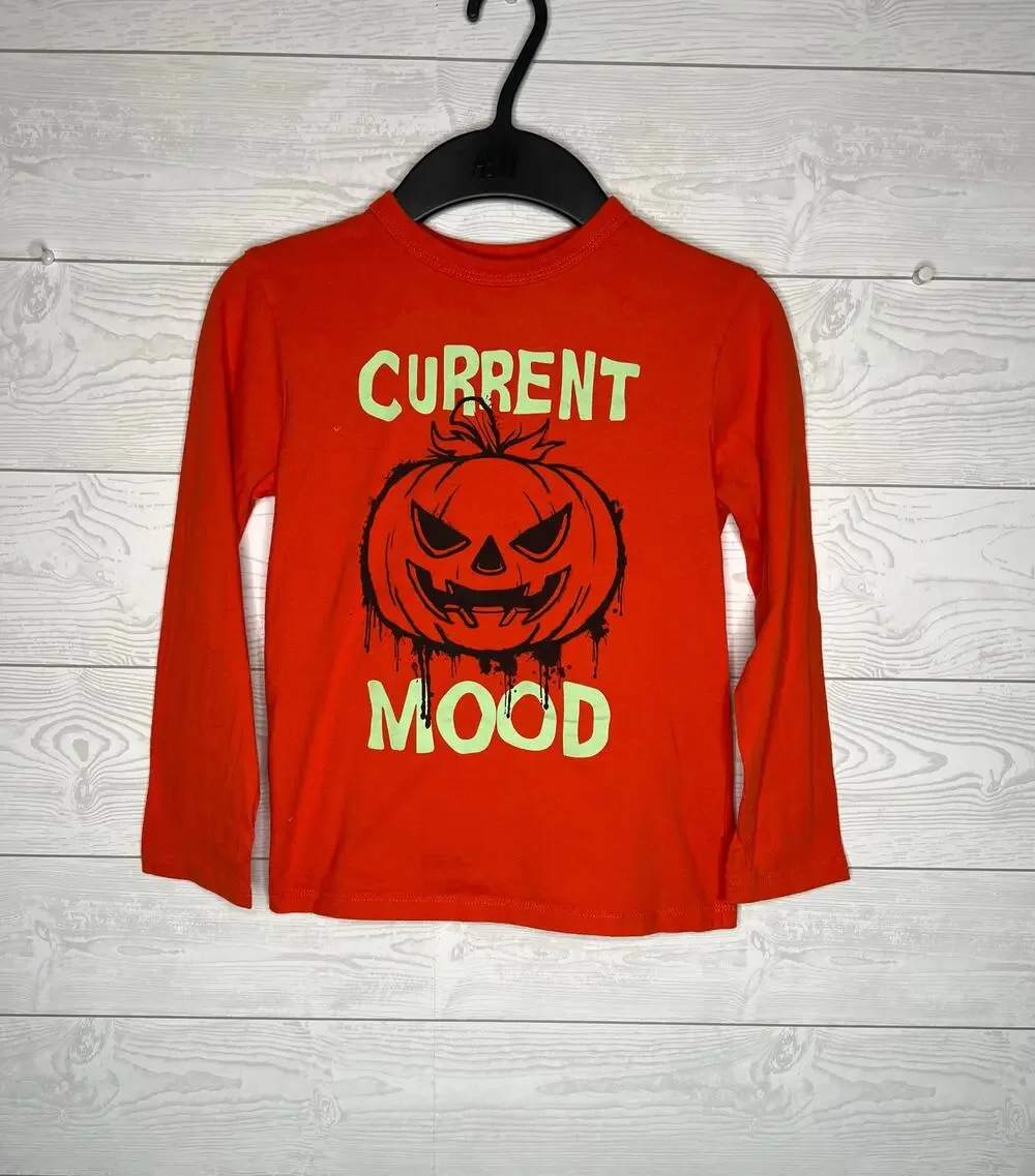 Children's Place orange Halloween long sleeve t-shirt Size small (5/6)
